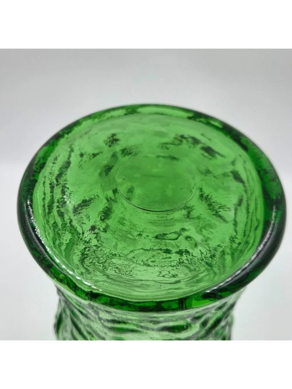 E. O. Brody Co. Crinkle Green Pressed Glass Flower Vase